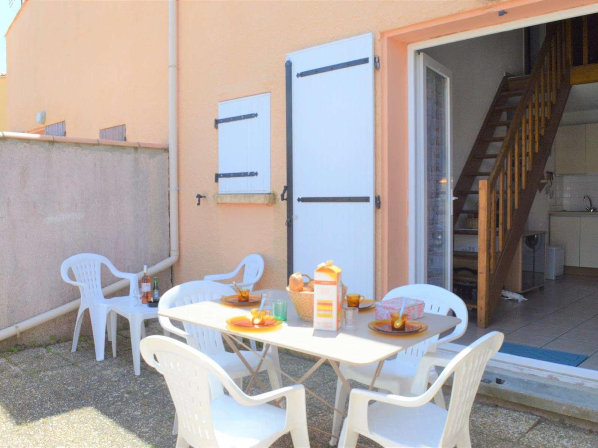 Pavillon Familial 6 Pers A 200M De La Plage Avec Terrasse, Barbecue Et Parking. - Fr-1-229D-227 Saint-Pierre-la-Mer  Dış mekan fotoğraf